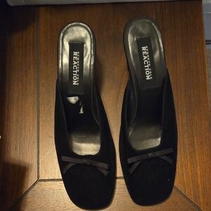 Kenneth Cole Reaction Women's Black Mule Shoes